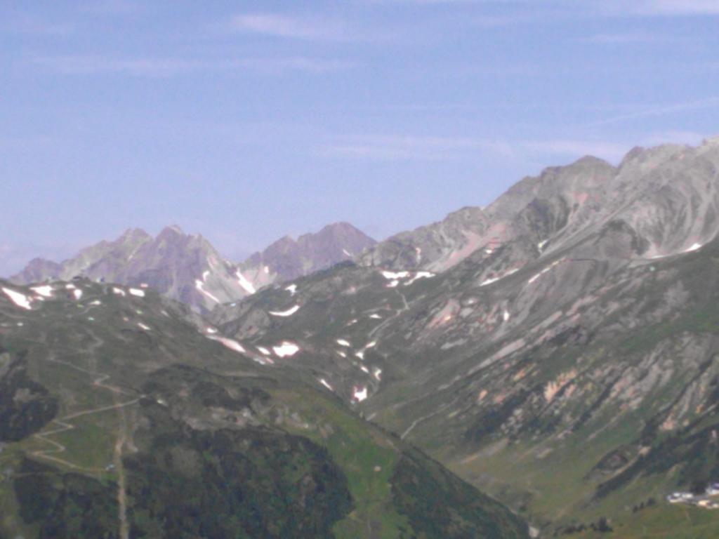 Haus Mattle Daire Pettneu am Arlberg Oda fotoğraf