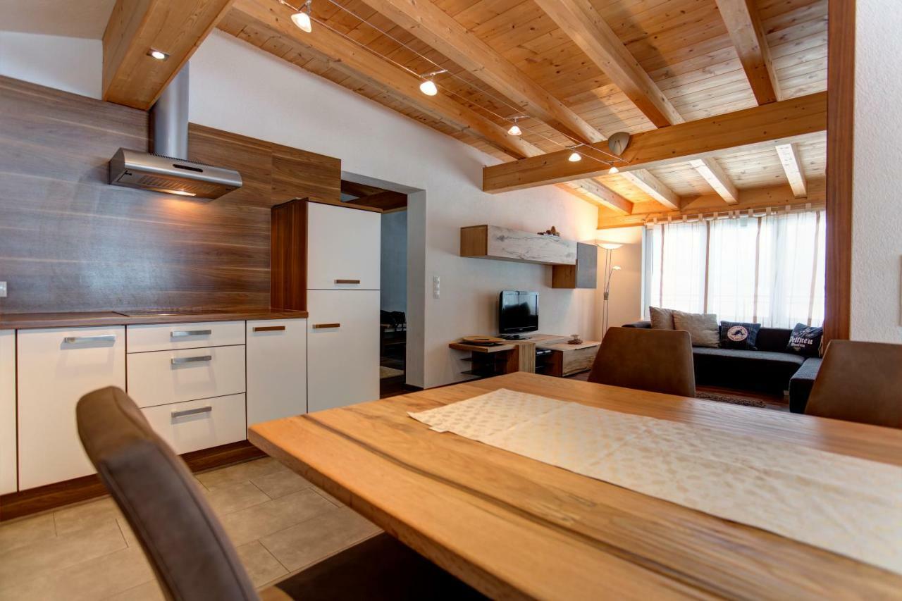 Haus Mattle Daire Pettneu am Arlberg Dış mekan fotoğraf